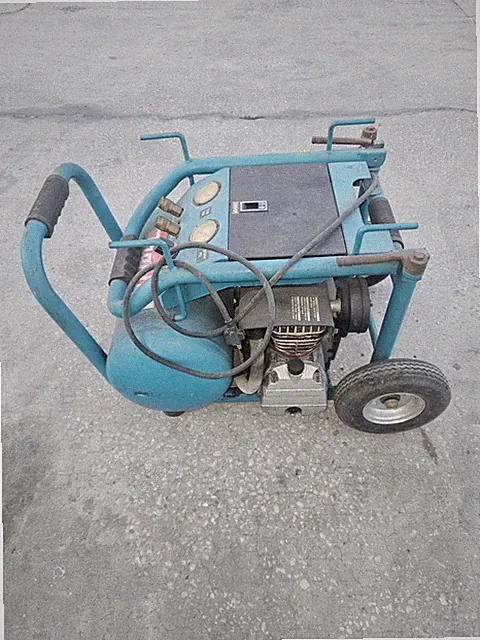 Horizontal Single Tank Air Compressor 5.2 Gal. 140 PSI 3.0 HP (6.5 CFM at 90 PSI