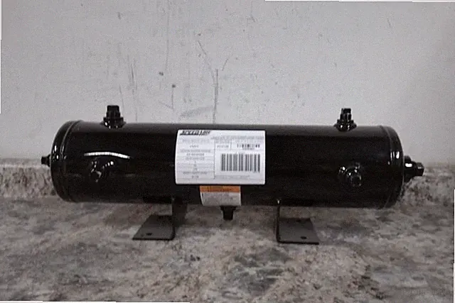 Speedaire 1TZY7 3 Gal Tank Capacity 175 Max PSI Horizontal Air Tank